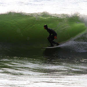 FAIRE DU SURF À GUIDEL